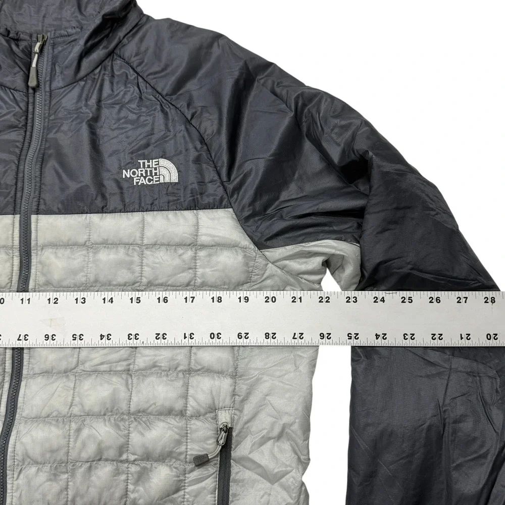 The North Face Thermoball Jacket Mens Medium Gray Black Full Zip Puffer C976 F14